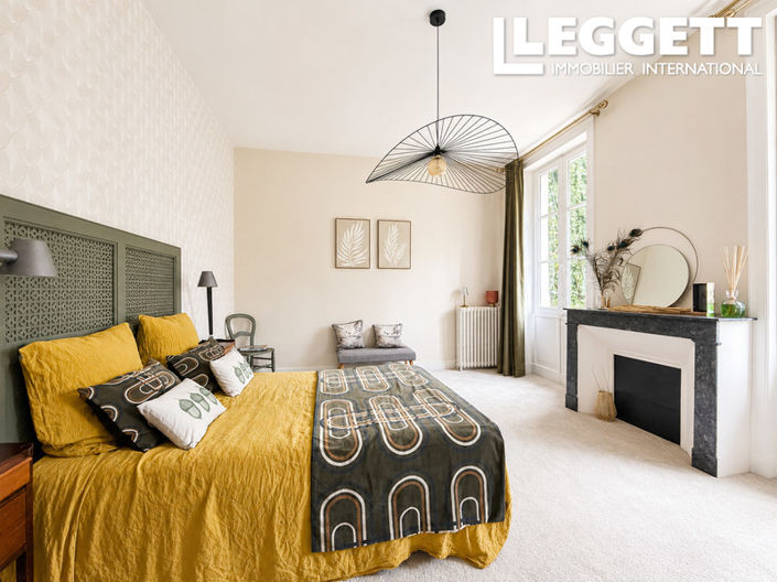 Image No.10-5 Bed House for sale