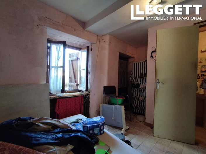 Image No.4-1 Bed House for sale