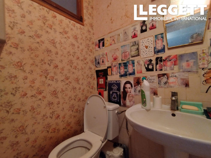 Image No.9-1 Bed House for sale