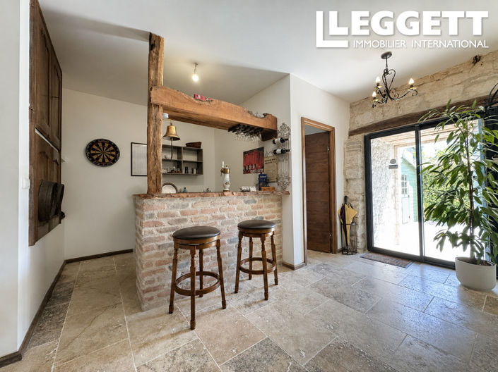 Image No.3-5 Bed House for sale