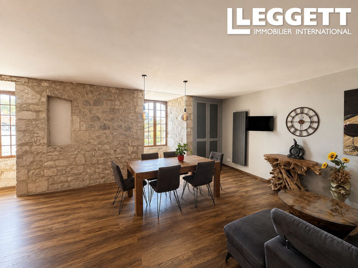 Image No.6-5 Bed House for sale