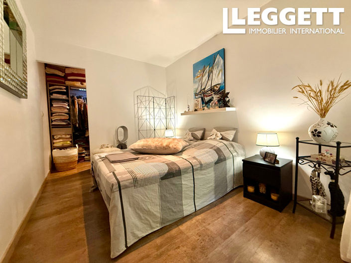 Image No.7-3 Bed House for sale