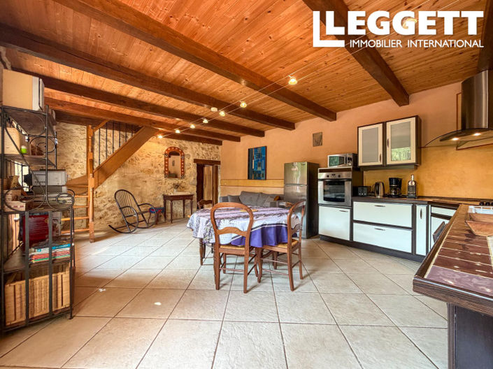 Image No.8-7 Bed House for sale