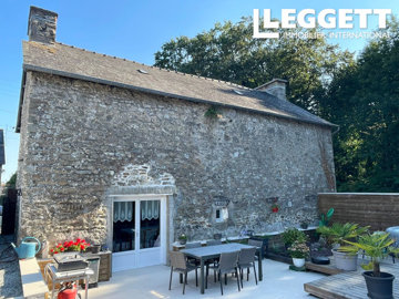1 - Plémet, House