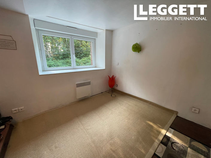 Image No.10-3 Bed House for sale