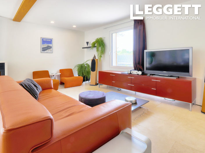 Image No.5-4 Bed House for sale