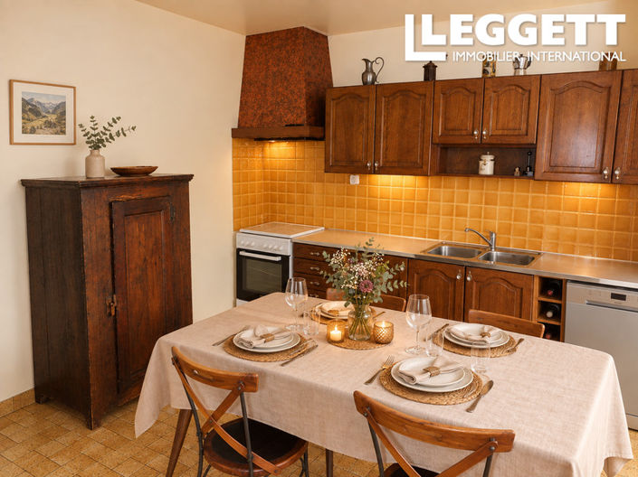 Image No.7-4 Bed House for sale