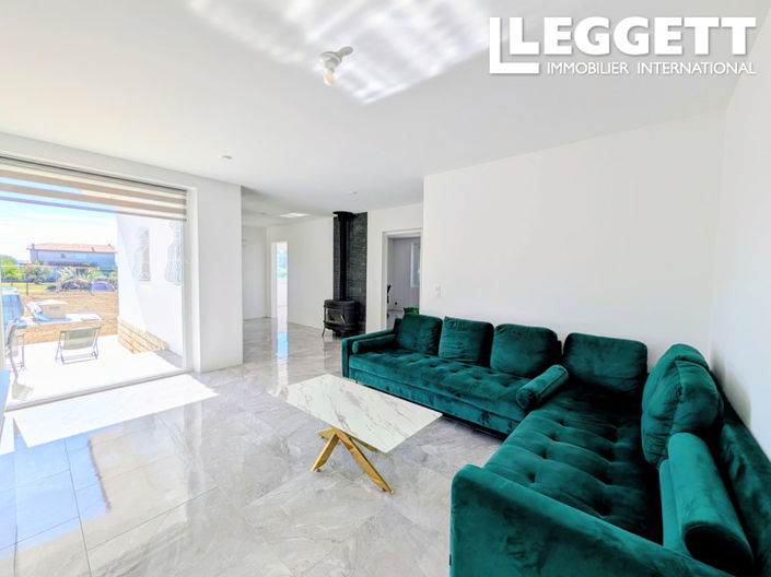 Image No.5-3 Bed House for sale
