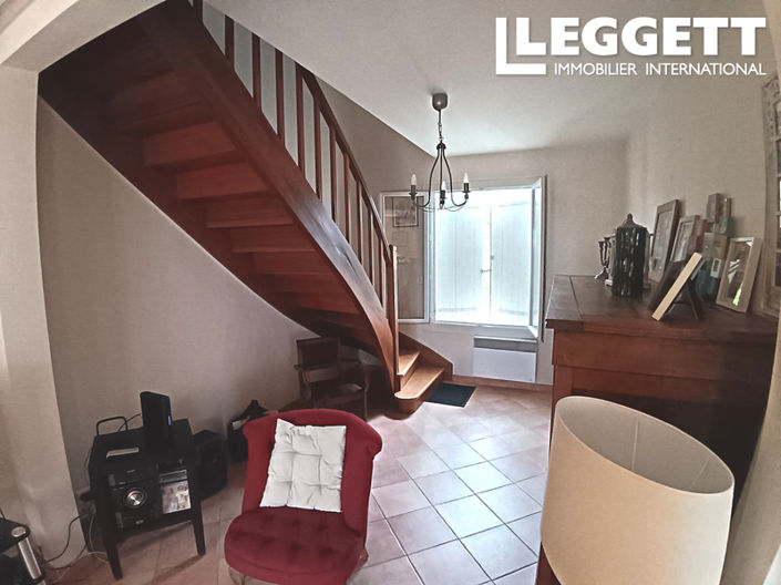Image No.8-3 Bed House for sale