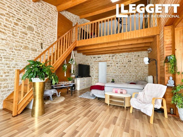 Image No.8-5 Bed House for sale