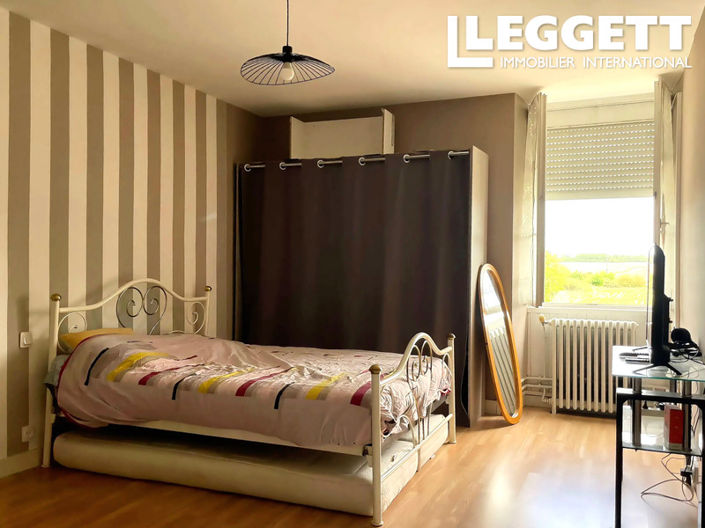 Image No.9-5 Bed House for sale