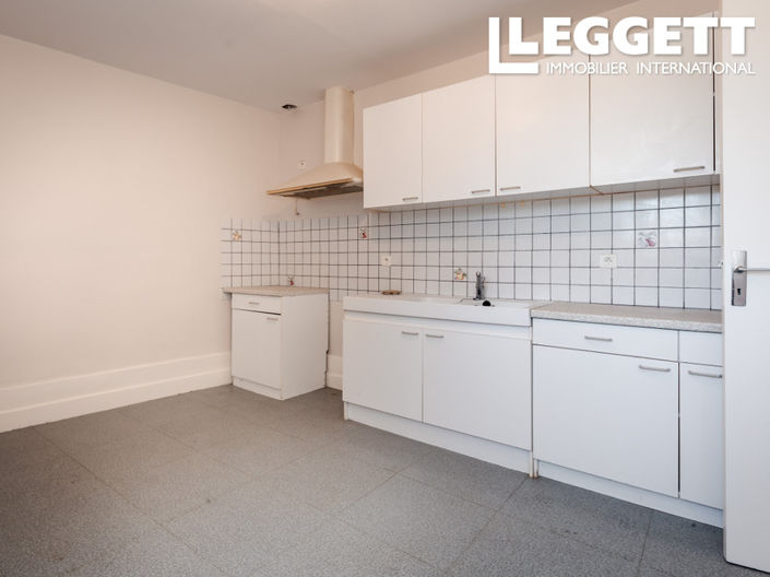 Image No.4-2 Bed House for sale