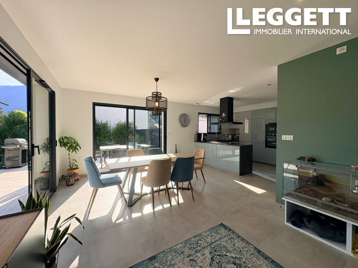 Image No.2-3 Bed House for sale