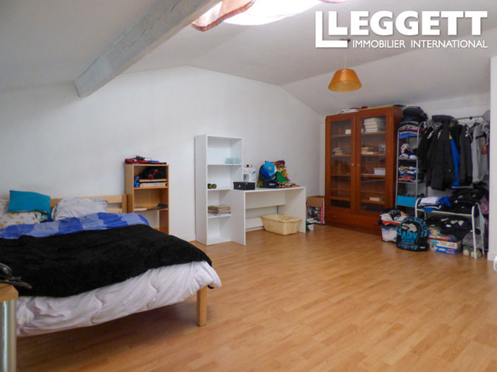 Image No.9-4 Bed House for sale