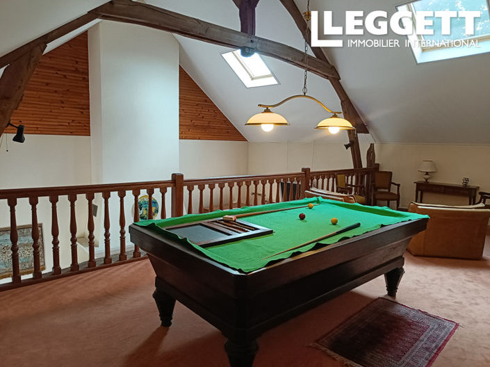 Image No.7-6 Bed House for sale