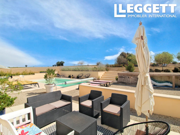 Image No.2-4 Bed House for sale