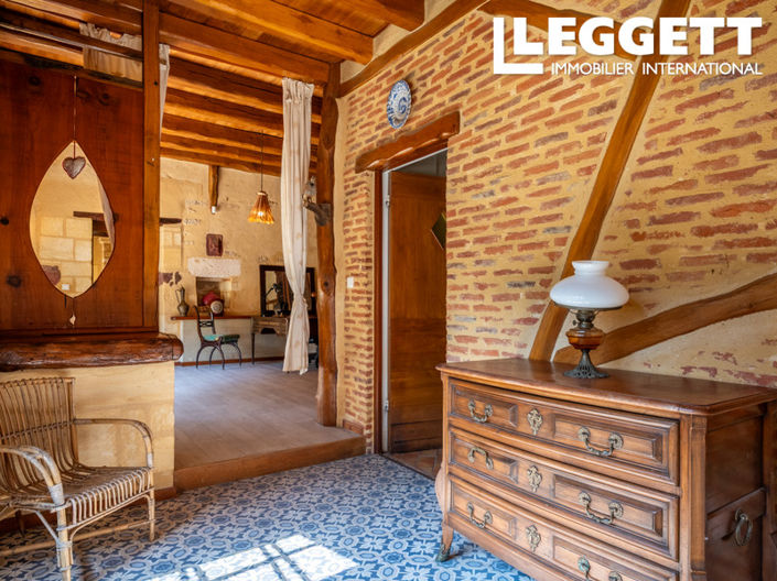 Image No.3-6 Bed House for sale