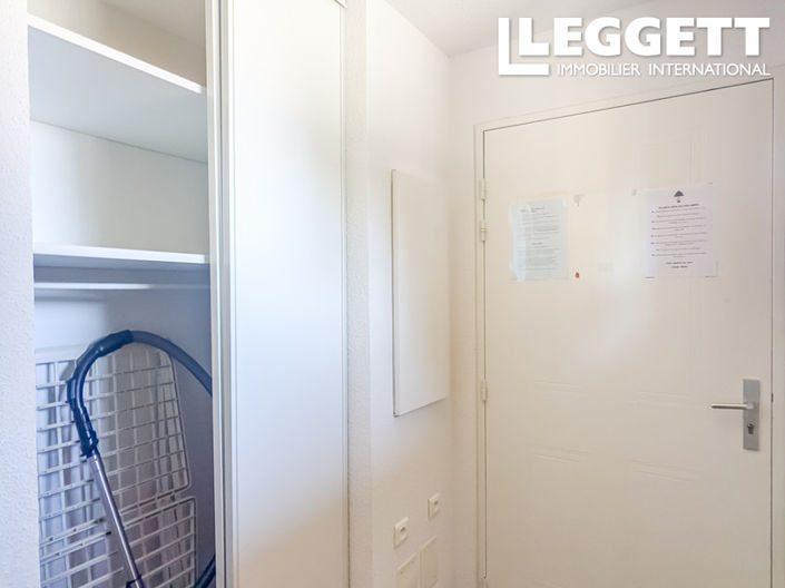 Image No.10-2 Bed Apartment for sale