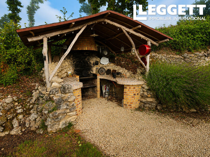 Image No.9-3 Bed House for sale