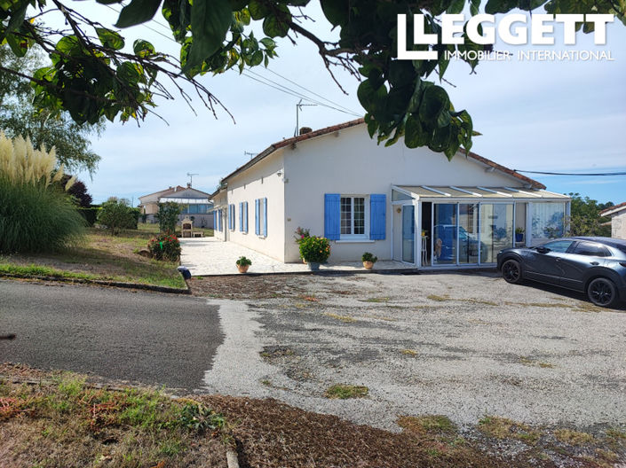 Image No.7-5 Bed House for sale