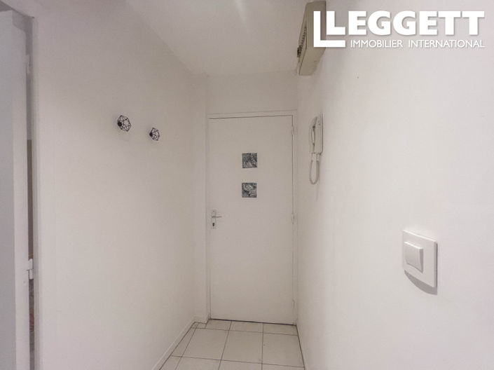 Image No.8-Apartment for sale