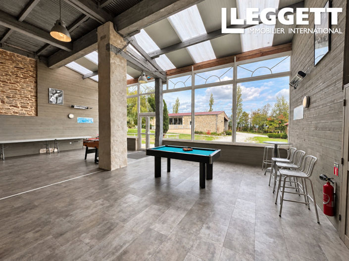 Image No.8-14 Bed House for sale