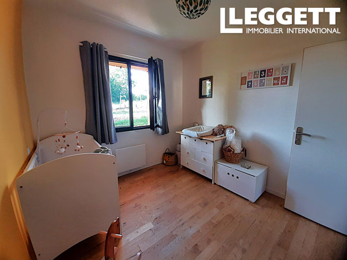 Image No.7-3 Bed House for sale