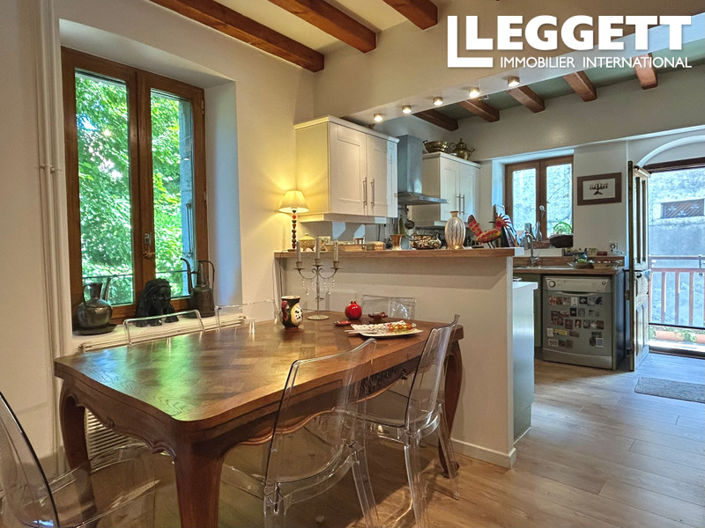 Image No.2-4 Bed House for sale