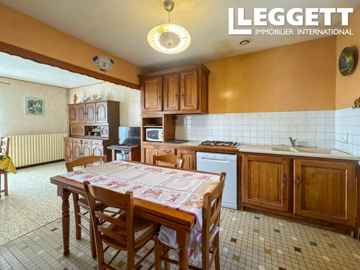 Image No.6-4 Bed House for sale