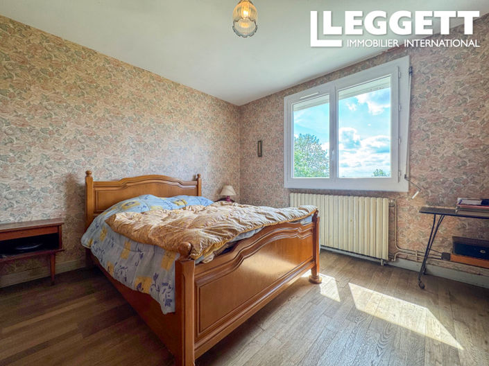 Image No.7-4 Bed House for sale