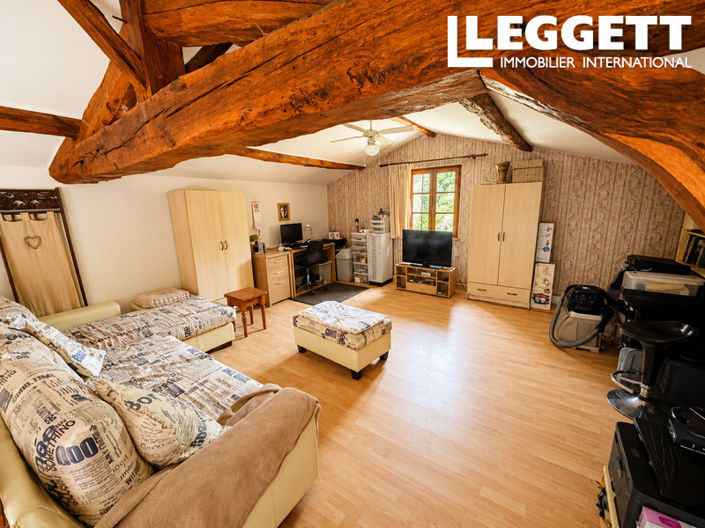 Image No.7-3 Bed House for sale