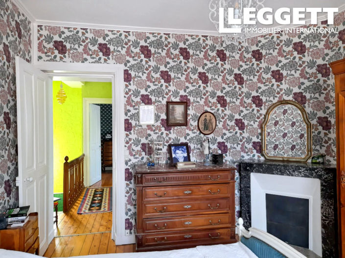Image No.6-4 Bed House for sale
