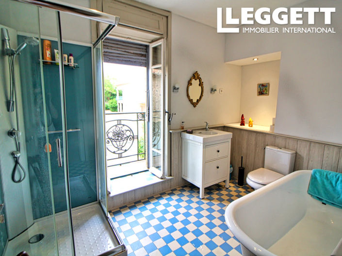 Image No.9-3 Bed House for sale