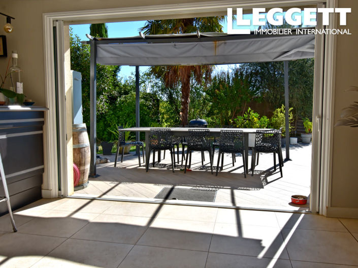 Image No.8-4 Bed House for sale