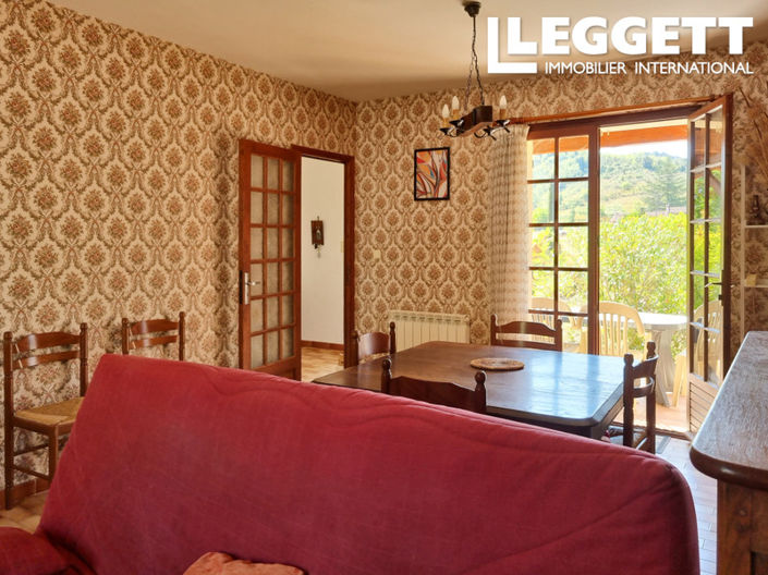 Image No.5-2 Bed House for sale
