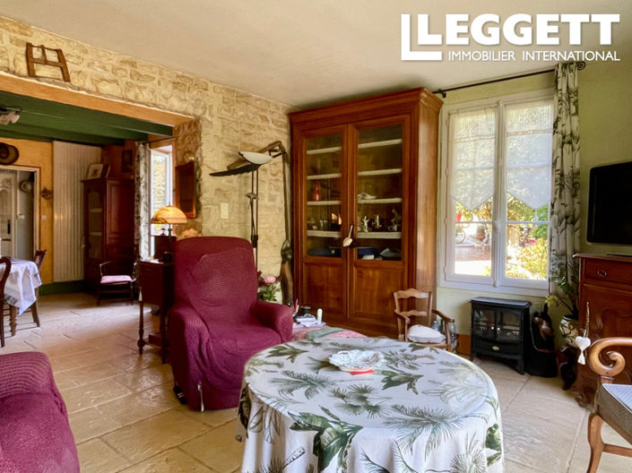Image No.6-3 Bed House for sale