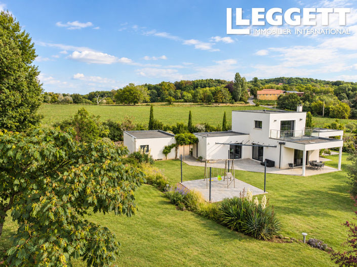 Image No.8-3 Bed House for sale