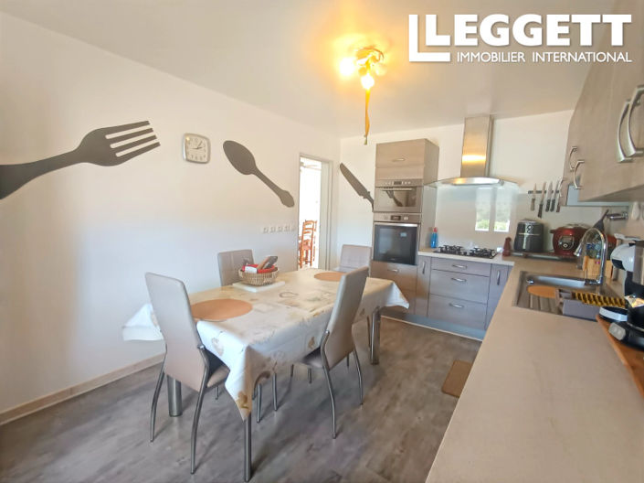 Image No.5-4 Bed House for sale