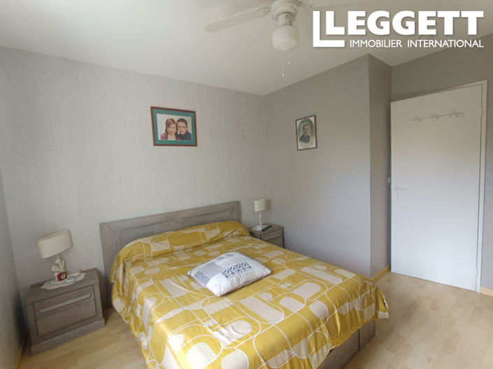 Image No.7-4 Bed House for sale