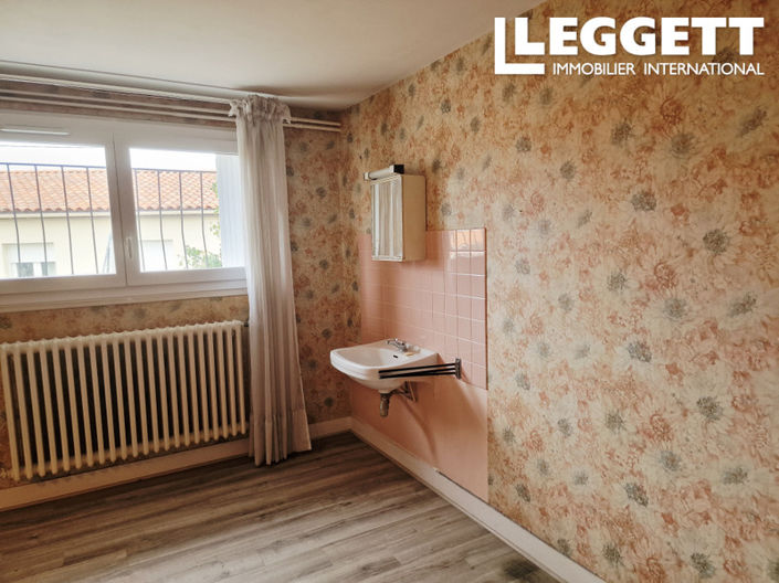 Image No.9-4 Bed House for sale
