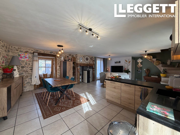 Image No.6-2 Bed House for sale