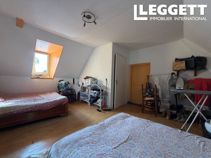 Image No.8-2 Bed House for sale