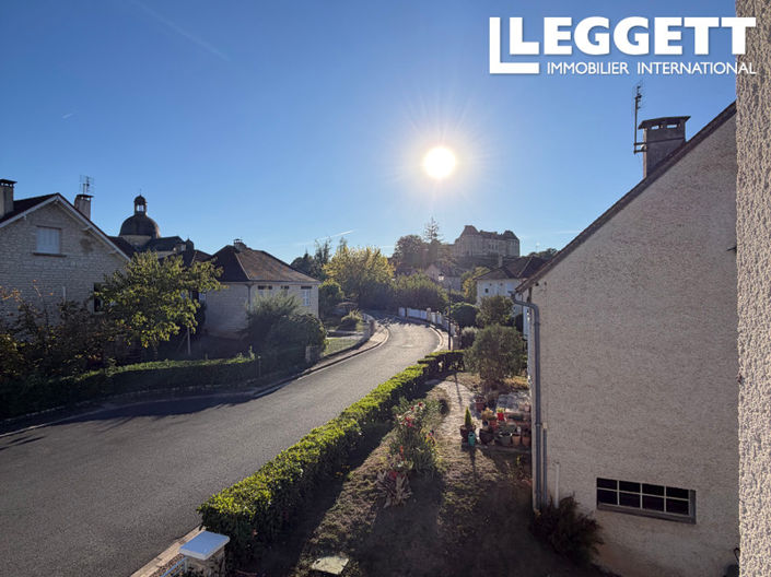 Image No.2-4 Bed House for sale