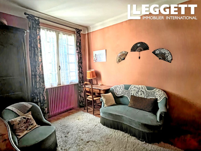 Image No.9-6 Bed House for sale