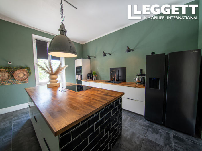 Image No.4-5 Bed House for sale