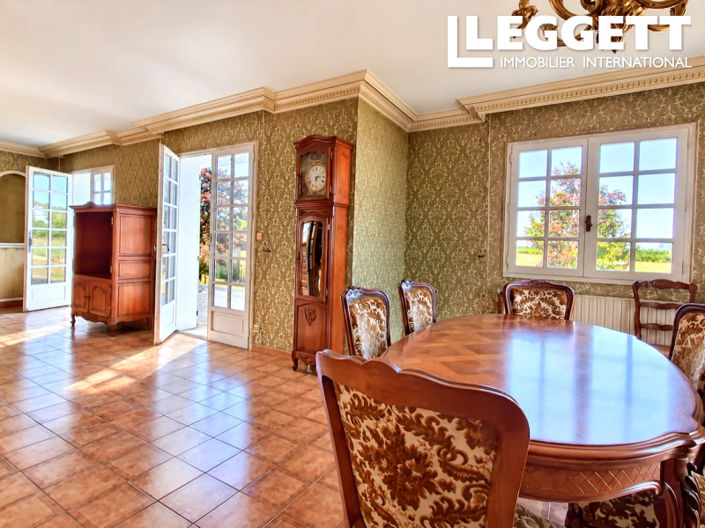 Image No.5-7 Bed House for sale