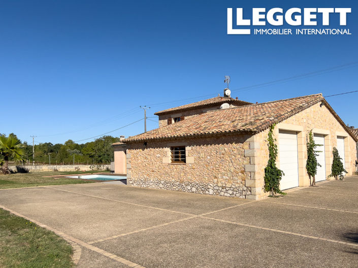 Image No.10-4 Bed House for sale