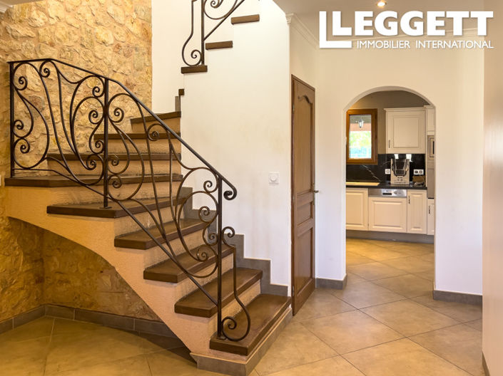 Image No.3-4 Bed House for sale