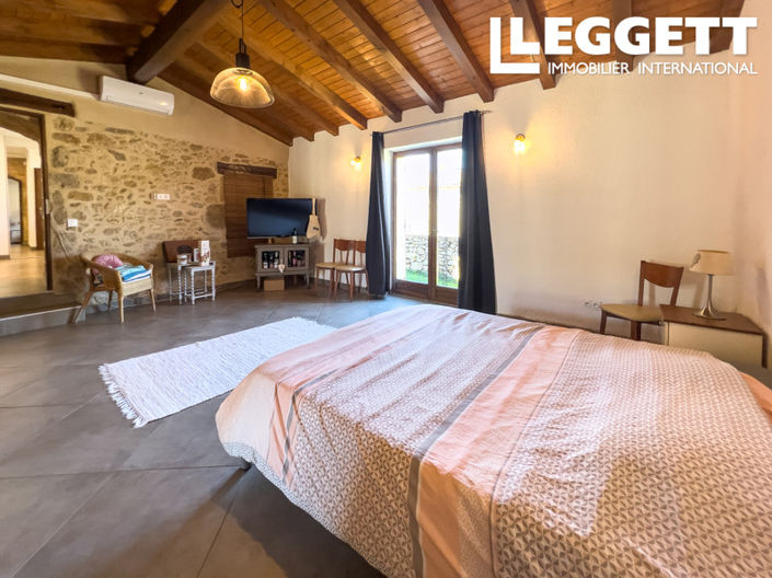 Image No.7-4 Bed House for sale