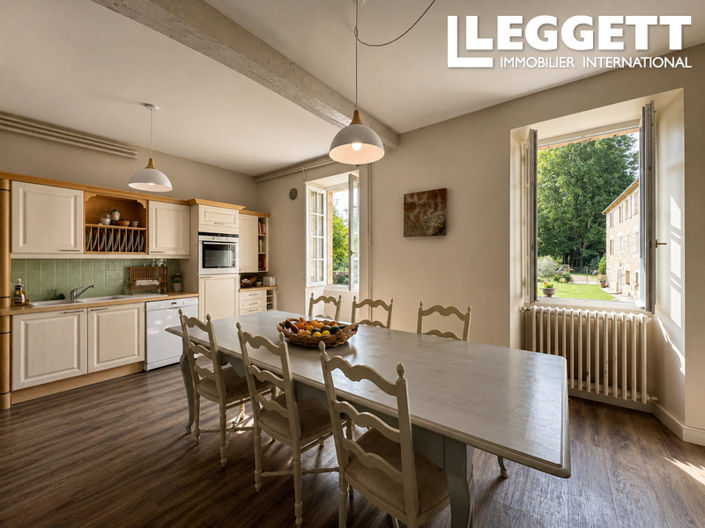 Image No.7-15 Bed House for sale